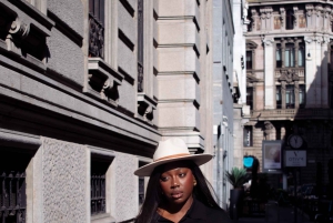 Milan: Private Photo Shoot with a Professional Photographer
