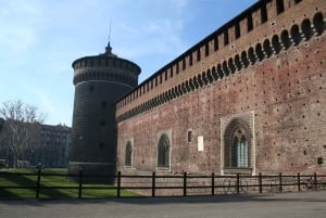 Milan : Visite touristique privée et shopping avec un local