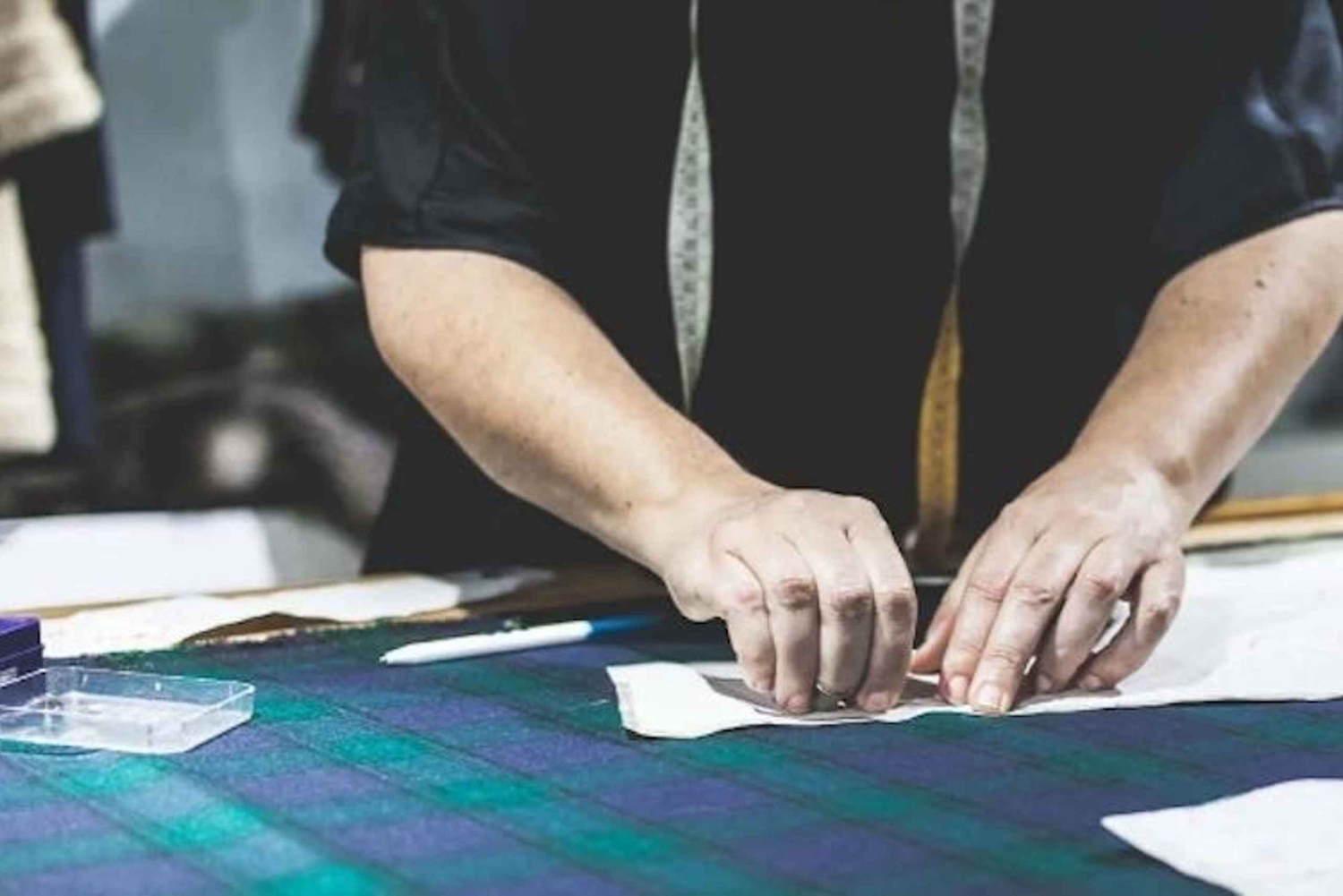 Mediolan: Prywatne doświadczenie krawieckie z mistrzem krawiectwa