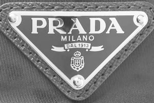 Milan: Private Tour - Duomo, Gelato Tasting & Prada Museum