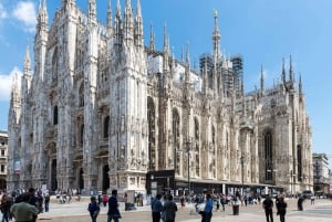 Milan: Private Tour - Duomo, Gelato Tasting & Prada Museum