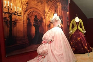 Milan: Private Tour - Sforza Castle, La Scala & Wine Tasting