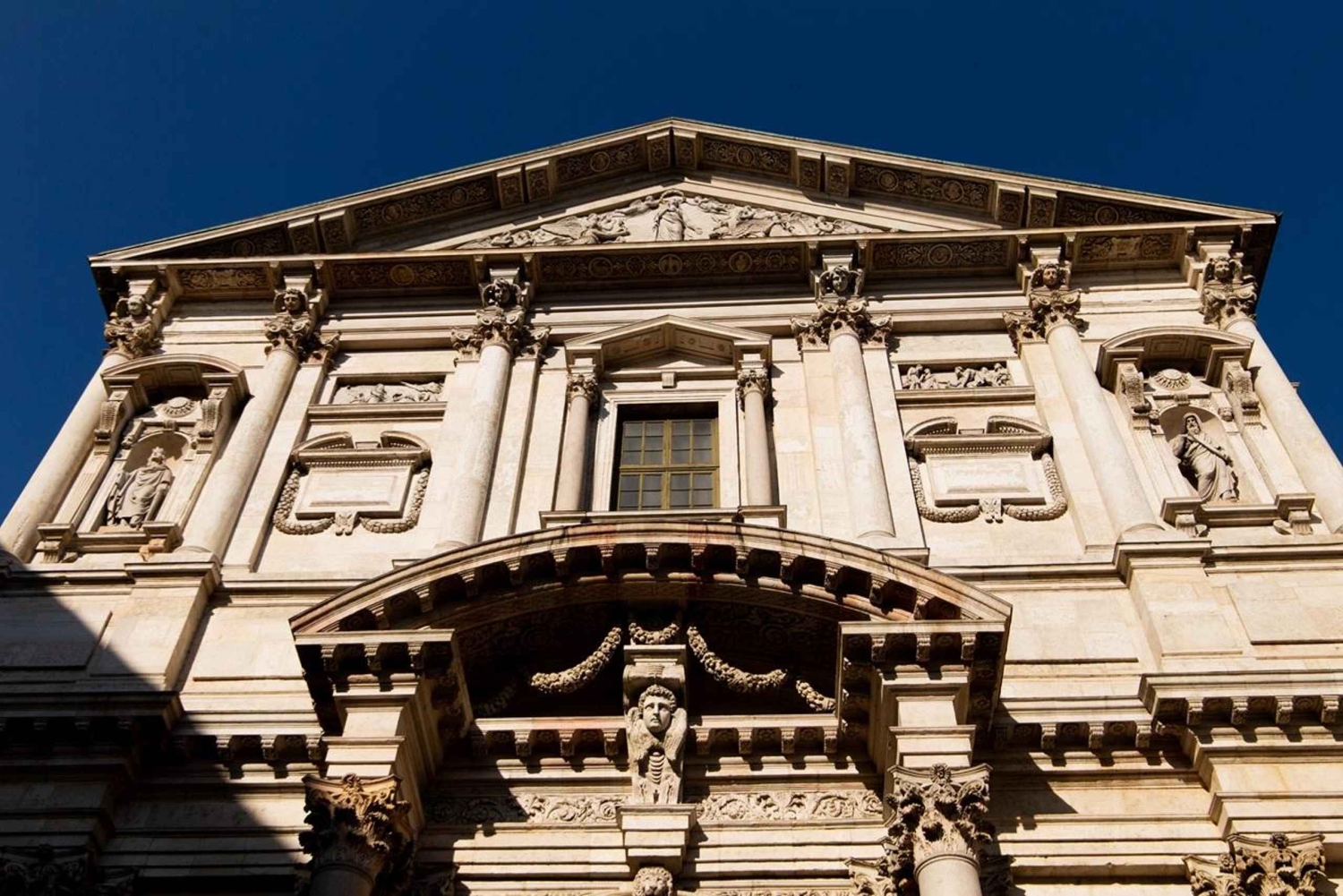 Il lato segreto di Milano: un tour a piedi fuori dai sentieri battuti