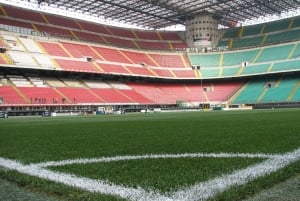 Mediolan: oficjalne zwiedzanie stadionu San Siro i muzeum z przewodnikiem