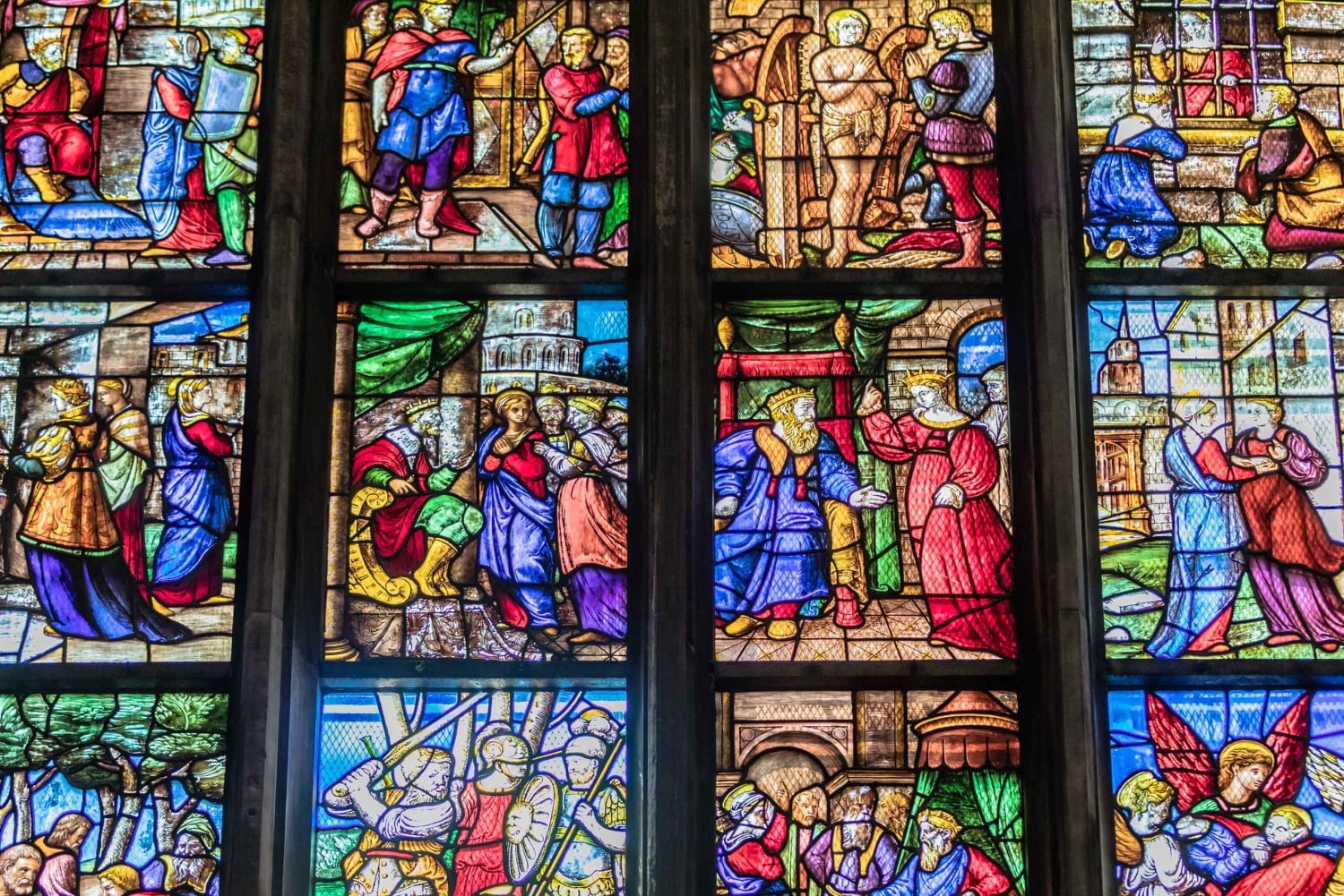 Milan: Scala Theater and Duomo Cathedral Guided Tour