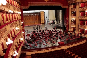 ミラノ：スカラ座劇場博物館の優先入場ガイド付きツアー
