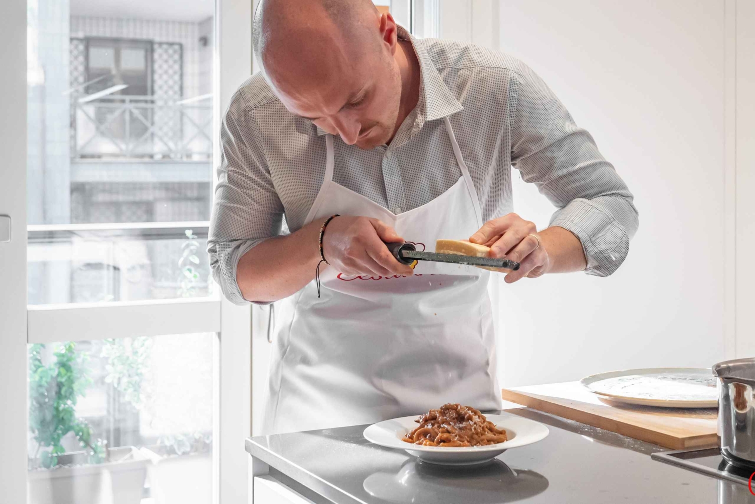 Milan : Cours de préparation de pâtes et de desserts végétaliens avec accord mets-vins