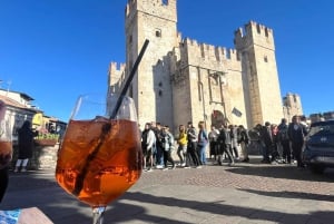 Milano: Dagstur til Verona med cruise til Sirmione ved Gardasjøen
