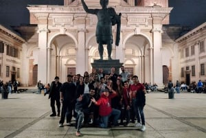 Milan: VIP Nighttime Corso Como Crawl to 2 Bars and 2 Clubs