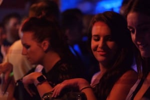 Milan: VIP Nighttime Corso Como Crawl to 2 Bars and 2 Clubs