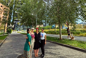 Milan: Walking Boutique Tour-Secrets and Wonders in the City