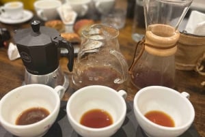 Mailand: Degustation von Qualitätskaffee aus der Moka im Filter