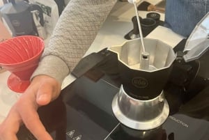 Mailand: Degustation von Qualitätskaffee aus der Moka im Filter