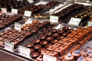 Ljudguide-guidad tur i Milano med provsmakningsbox