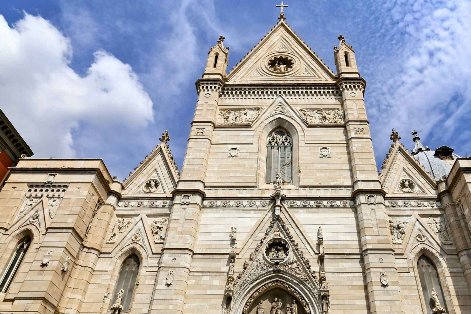 Naples: guided tour among the city's 9 iconic churches