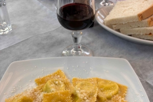 パルマ フード ツアー: パルミジャーノ レッジャーノとパルマ産プロシュート