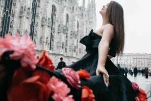 Photoshoot with a fairytale Dress in the heart of Milan