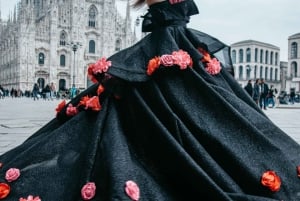 Photoshoot with a fairytale Dress in the heart of Milan