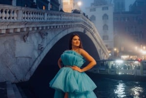 Photoshoot with a fairytale Dress in the heart of Milan