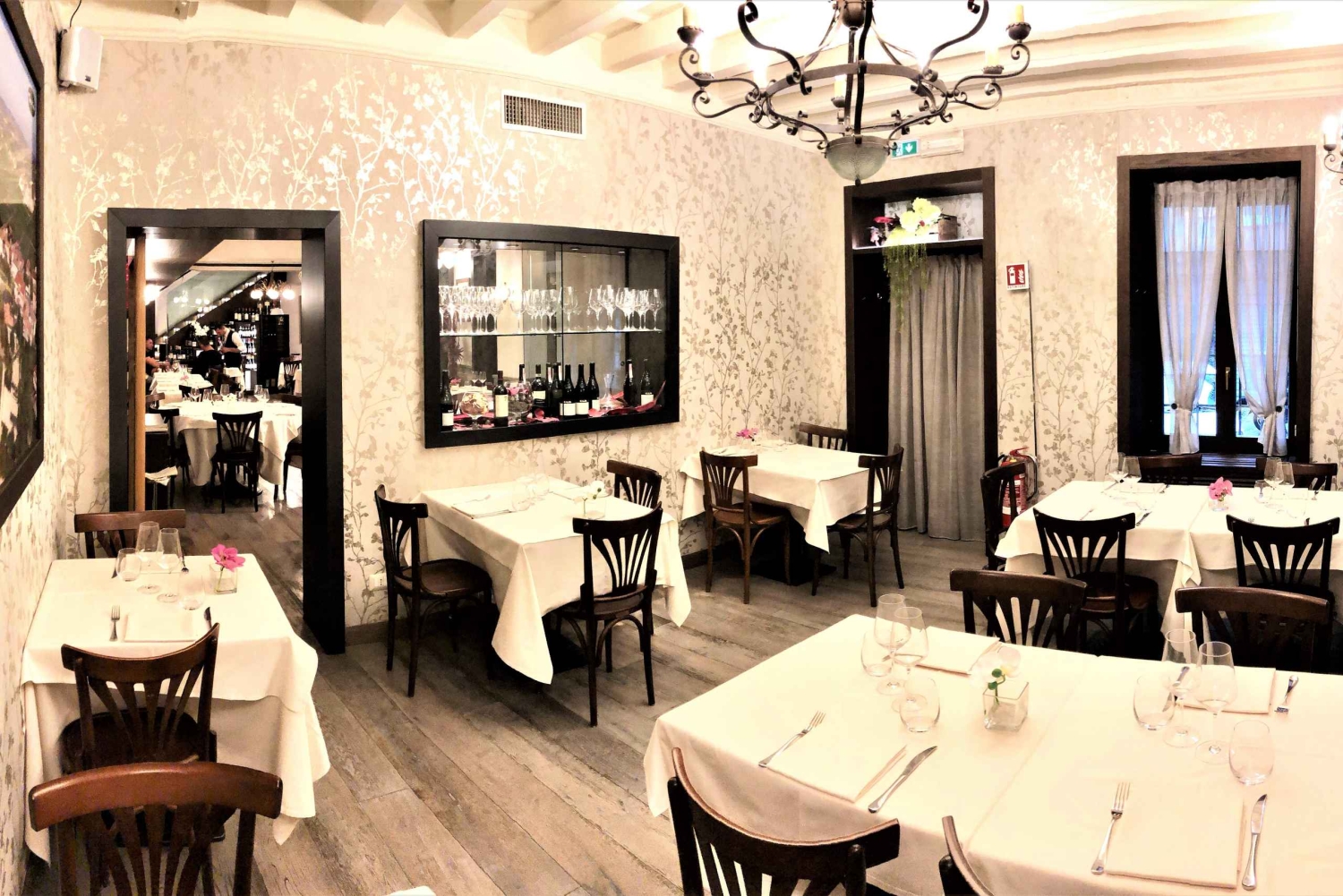 Piedmontese dinner in Milan all included