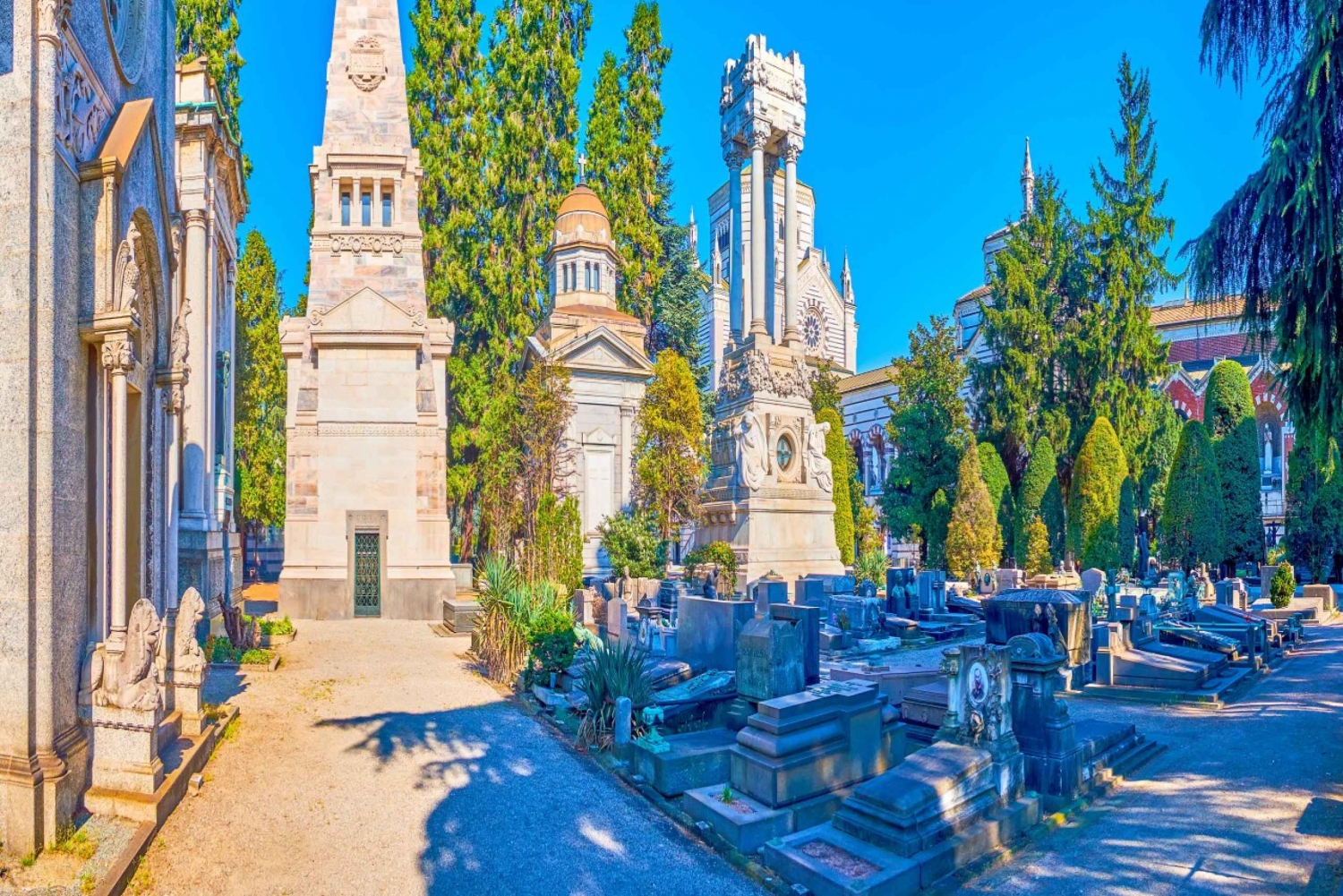 Private Guided Tour of the Cimitero Monumentale in Milan