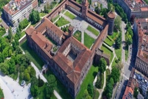 Tour salta fila di Villa Necchi Campiglio e del centro di Milano