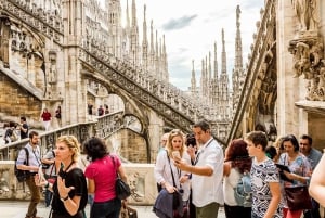 Skyward Soiree: Odkrywanie Duomo i panoramiczne cuda na dachu