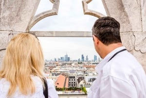 Skyward Soiree: Odkrywanie Duomo i panoramiczne cuda na dachu