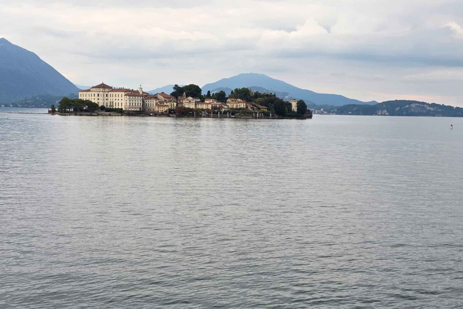 A elegância do Lago Maggiore: passeio de Milão a Stresa e às Ilhas Borromeu