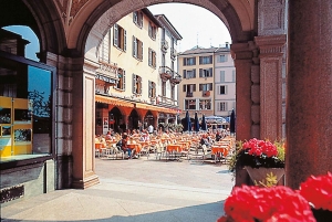 Retki Como-järvelle Milanosta: Varenna, Bellagio ja Scoperta