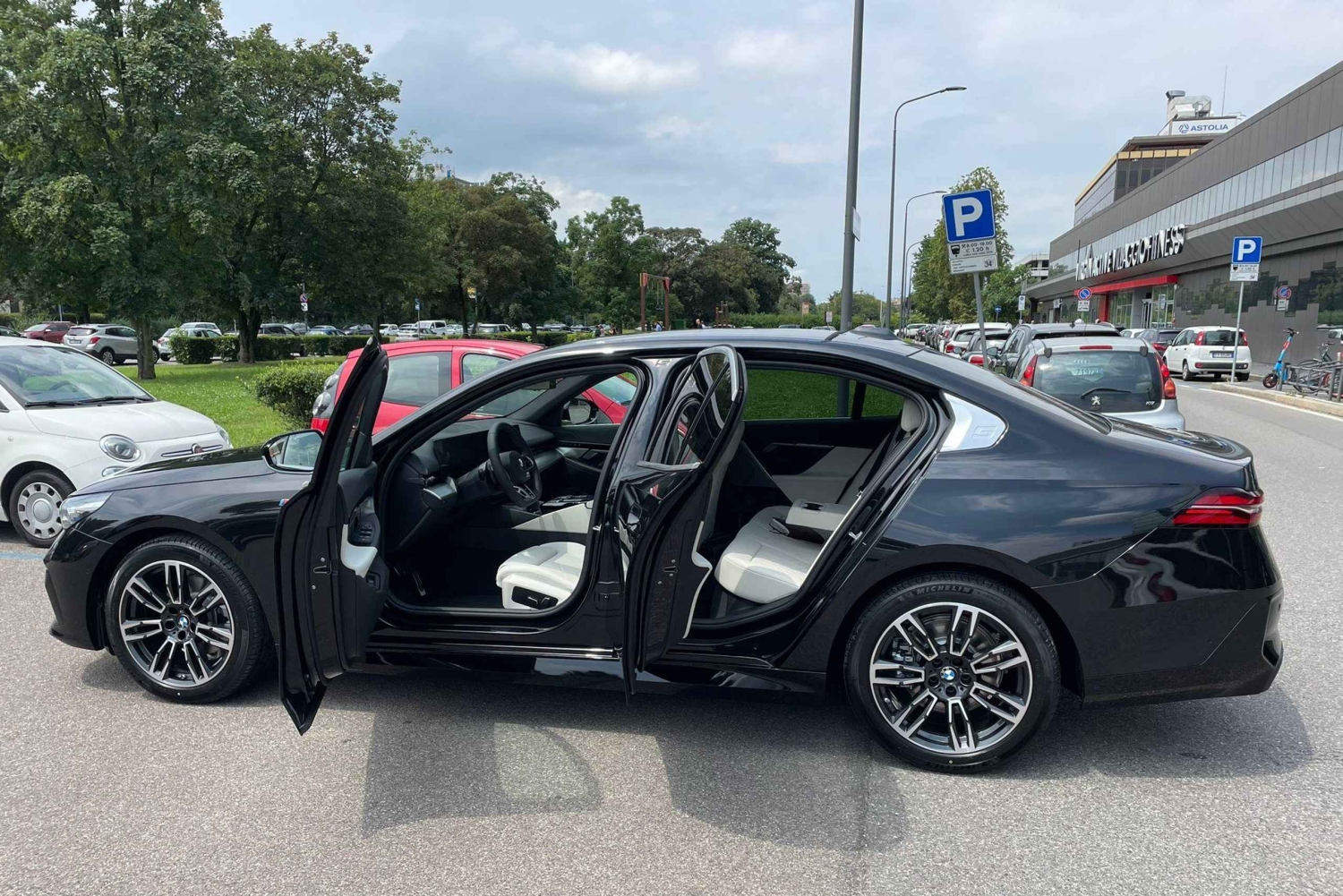 Transfer von Mailand Stadt nach SANKT MORITZ (CH) (Limousine)