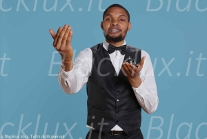 マルペンサ空港からトレメッツォへのブラックラックス送迎