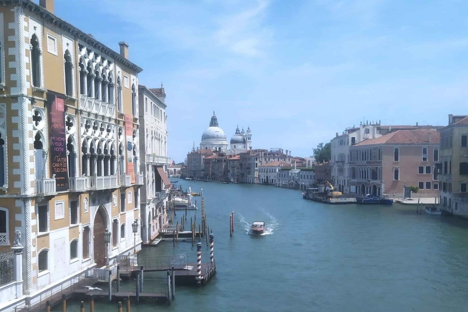 ヴェネツィア：ガイド付き市内ツアーとボート遊覧