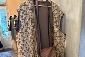 Vintage Shopping Tour with Breakfast