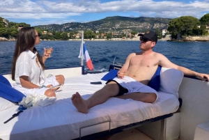 Paseo Privado en Barco por la Costa Azul