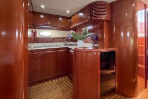 Cannes : Excursion en bateau de luxe, baignade, snorkling, bronzage
