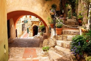 From Nice: Eze, Monaco & Monte Carlo Half-Day Tour