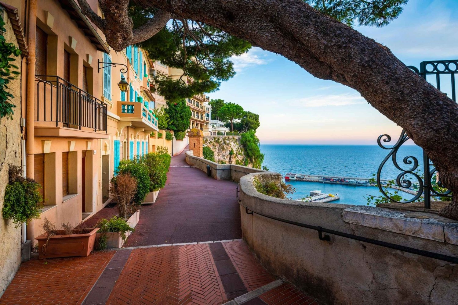 Monaco and Monte Carlo Night Tour