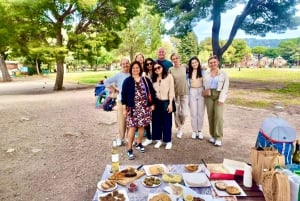 Nice: Excursão guiada a pé pelo centro histórico gastronómico e vinícola