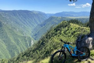 2 Viewpoints E-bike tour