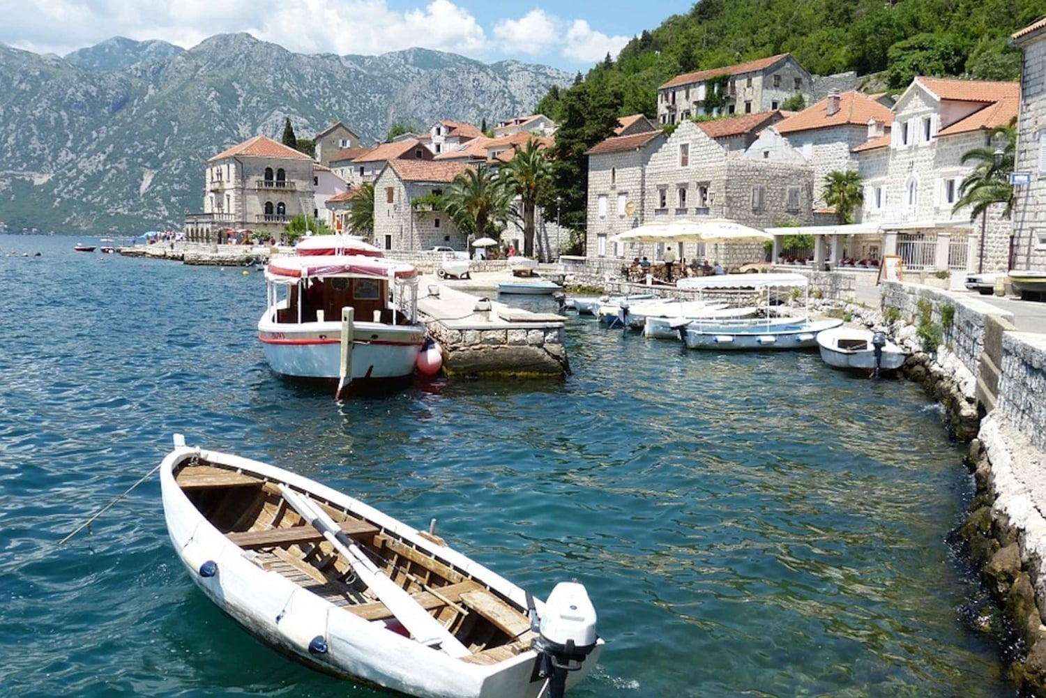 Bay of Kotor: 2-Hour Stand Up Paddle Board Tour