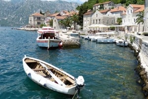 Bay of Kotor: 2-Hour Stand Up Paddle Board Tour