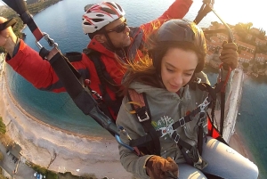 Becici: Panoramic and Adrenaline Tandem Paragliding Flight