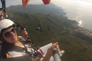 Becici: Panoramic and Adrenaline Tandem Paragliding Flight