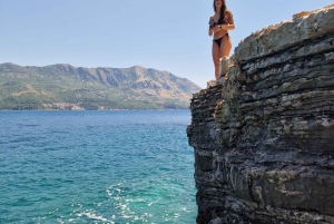 Budva: small group kayak tour to Sv.Nikola island caves