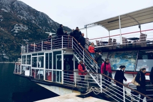 Dubrovnik: Montenegro Day Trip by Bus and Boat