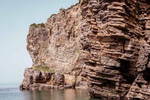 From Budva: Stefan and Katič Islands Boat Trip