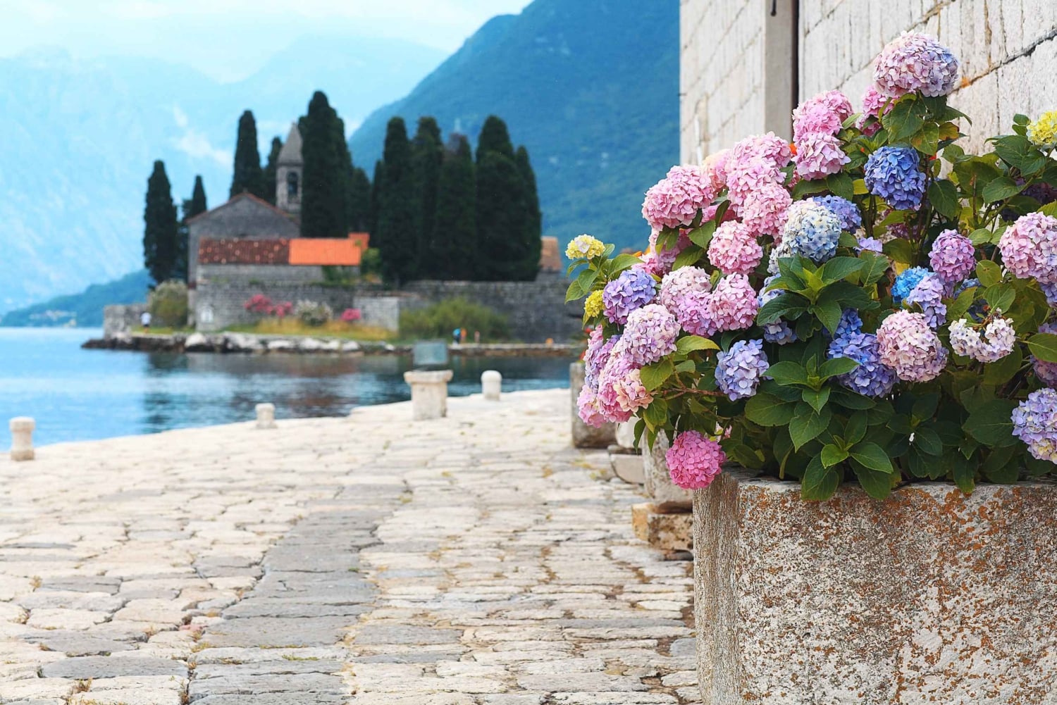From Dubrovnik: Montenegro Highlights Day Tour