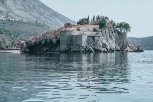 From Tirana: Privat Day Trip to Budva & Kotor in Montenegro
