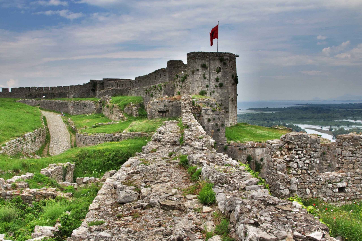 From Ulcinj: Rozafa Castle ,Skadar Lake and Skadar Tour